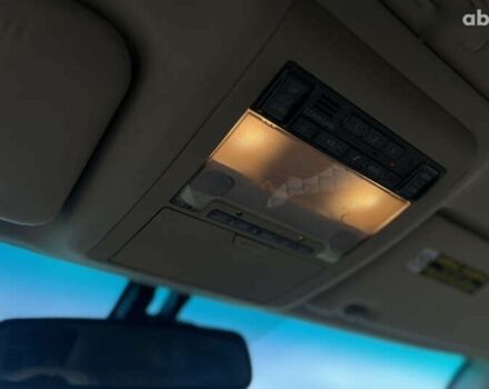 Лексус ЛХ, объемом двигателя 0 л и пробегом 359 тыс. км за 23500 $, фото 20 на Automoto.ua