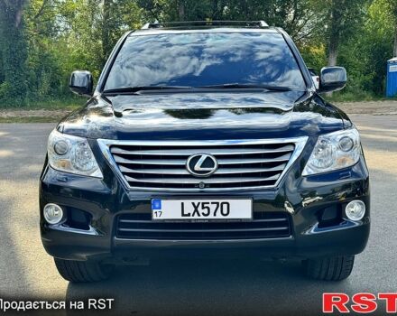 Лексус ЛХ, объемом двигателя 5.7 л и пробегом 300 тыс. км за 23999 $, фото 3 на Automoto.ua