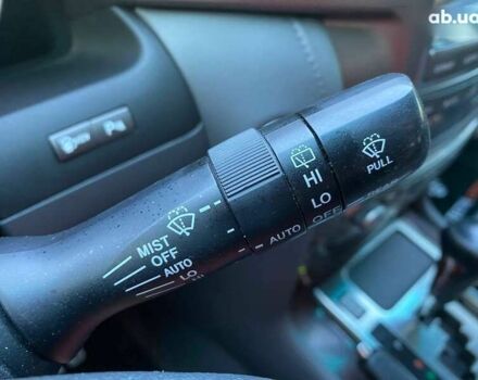 Лексус ЛХ, объемом двигателя 0 л и пробегом 300 тыс. км за 20500 $, фото 22 на Automoto.ua