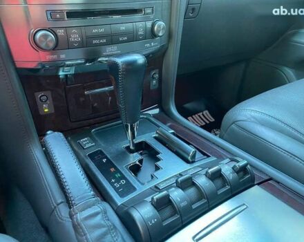 Лексус ЛХ, объемом двигателя 0 л и пробегом 300 тыс. км за 20500 $, фото 25 на Automoto.ua