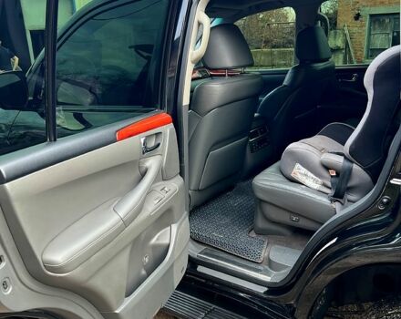 Лексус ЛХ, объемом двигателя 5.7 л и пробегом 300 тыс. км за 24000 $, фото 6 на Automoto.ua