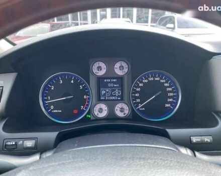 Лексус ЛХ, объемом двигателя 0 л и пробегом 310 тыс. км за 27900 $, фото 16 на Automoto.ua