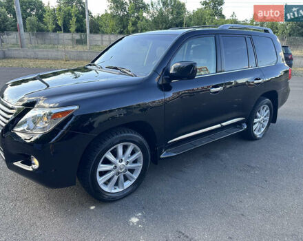 Лексус ЛХ, объемом двигателя 5.46 л и пробегом 150 тыс. км за 31000 $, фото 7 на Automoto.ua