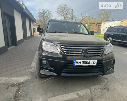 Лексус ЛХ, об'ємом двигуна 5.66 л та пробігом 240 тис. км за 33000 $, фото 3 на Automoto.ua