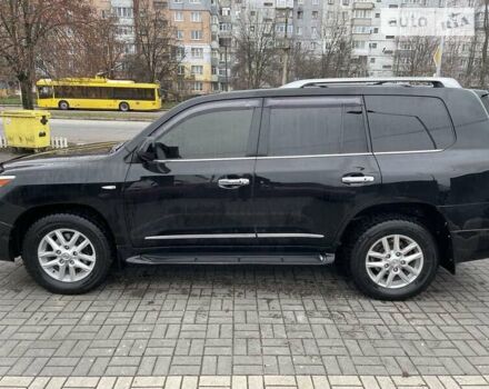 Лексус ЛХ, об'ємом двигуна 5.66 л та пробігом 220 тис. км за 33000 $, фото 2 на Automoto.ua