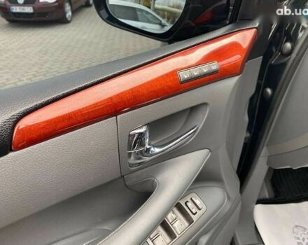 Лексус ЛХ, объемом двигателя 0 л и пробегом 310 тыс. км за 27900 $, фото 22 на Automoto.ua