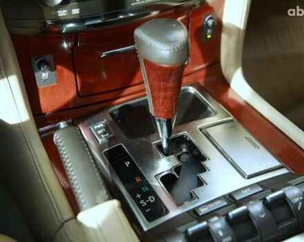 Лексус ЛХ, объемом двигателя 0 л и пробегом 263 тыс. км за 26500 $, фото 17 на Automoto.ua