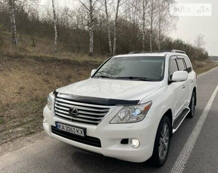 Лексус ЛХ, об'ємом двигуна 5.7 л та пробігом 240 тис. км за 25999 $, фото 1 на Automoto.ua