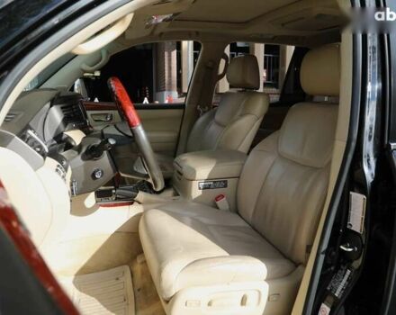 Лексус ЛХ, объемом двигателя 0 л и пробегом 263 тыс. км за 26500 $, фото 6 на Automoto.ua