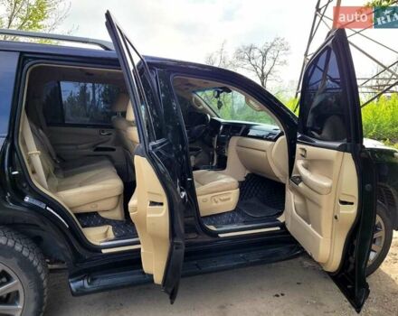 Лексус ЛХ, объемом двигателя 5.66 л и пробегом 260 тыс. км за 31800 $, фото 8 на Automoto.ua