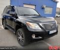 Лексус ЛХ, объемом двигателя 57 л и пробегом 238 тыс. км за 32700 $, фото 1 на Automoto.ua