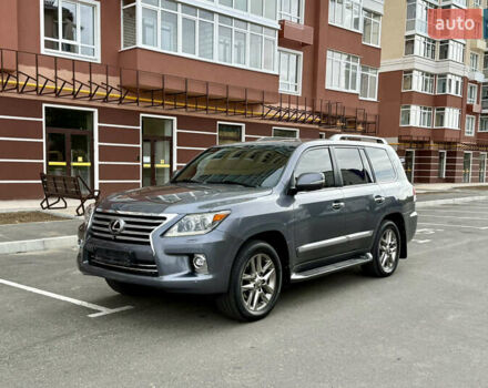Лексус ЛХ, объемом двигателя 0 л и пробегом 240 тыс. км за 36000 $, фото 8 на Automoto.ua