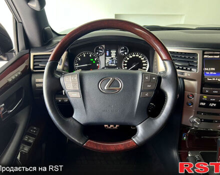 Лексус ЛХ, объемом двигателя 5.7 л и пробегом 197 тыс. км за 38500 $, фото 7 на Automoto.ua