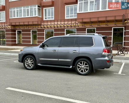 Лексус ЛХ, объемом двигателя 0 л и пробегом 240 тыс. км за 36000 $, фото 12 на Automoto.ua