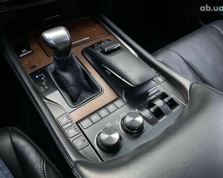 Лексус ЛХ, объемом двигателя 4.5 л и пробегом 208 тыс. км за 52200 $, фото 29 на Automoto.ua