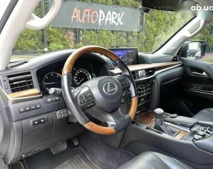 Лексус ЛХ, объемом двигателя 4.5 л и пробегом 208 тыс. км за 52200 $, фото 12 на Automoto.ua