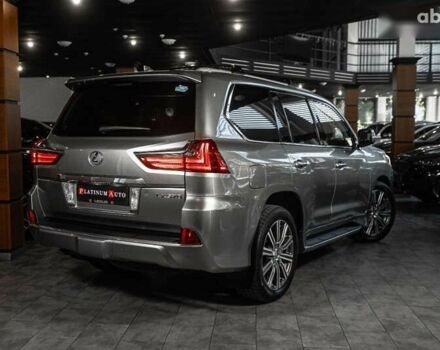 Лексус ЛХ, об'ємом двигуна 0 л та пробігом 140 тис. км за 65500 $, фото 4 на Automoto.ua