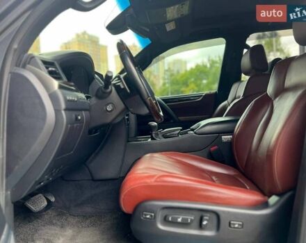 Лексус ЛХ, объемом двигателя 5.7 л и пробегом 128 тыс. км за 62000 $, фото 33 на Automoto.ua