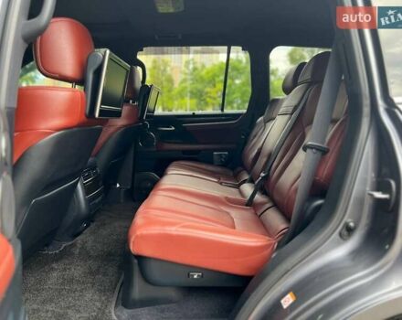 Лексус ЛХ, объемом двигателя 5.7 л и пробегом 128 тыс. км за 62000 $, фото 37 на Automoto.ua