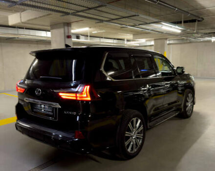 Лексус ЛХ, объемом двигателя 5.7 л и пробегом 168 тыс. км за 62800 $, фото 9 на Automoto.ua