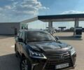 Лексус ЛХ, объемом двигателя 5.7 л и пробегом 185 тыс. км за 54000 $, фото 1 на Automoto.ua