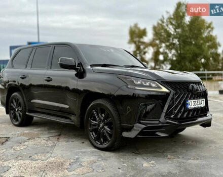 Лексус ЛХ, объемом двигателя 4.46 л и пробегом 100 тыс. км за 67000 $, фото 8 на Automoto.ua