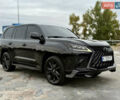 Лексус ЛХ, объемом двигателя 4.46 л и пробегом 100 тыс. км за 67000 $, фото 8 на Automoto.ua