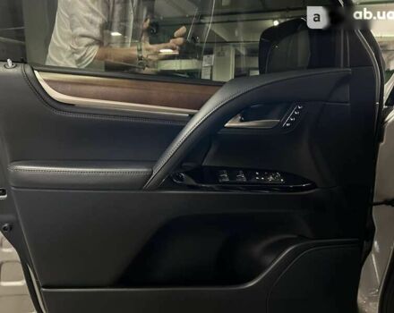 Лексус ЛХ, об'ємом двигуна 4.5 л та пробігом 152 тис. км за 58500 $, фото 15 на Automoto.ua