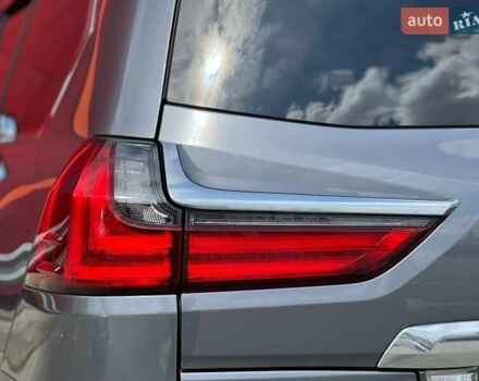 Лексус ЛХ, объемом двигателя 5.7 л и пробегом 128 тыс. км за 62000 $, фото 8 на Automoto.ua