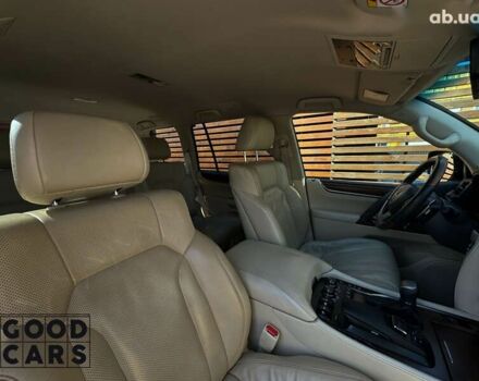 Лексус ЛХ, объемом двигателя 4.5 л и пробегом 157 тыс. км за 56500 $, фото 10 на Automoto.ua