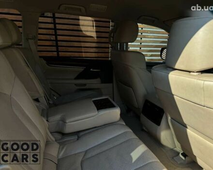 Лексус ЛХ, объемом двигателя 4.5 л и пробегом 157 тыс. км за 56500 $, фото 11 на Automoto.ua