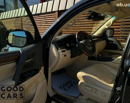 Лексус ЛХ, объемом двигателя 4.5 л и пробегом 157 тыс. км за 56500 $, фото 5 на Automoto.ua