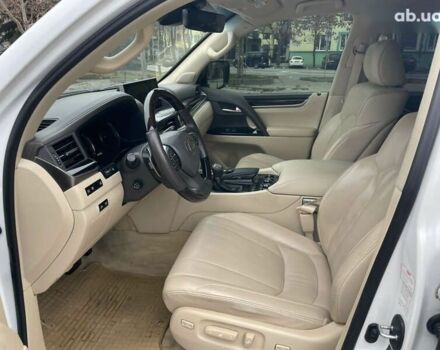 Лексус ЛХ, объемом двигателя 4.5 л и пробегом 143 тыс. км за 61700 $, фото 26 на Automoto.ua