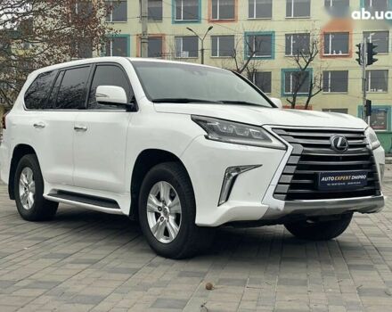Лексус ЛХ, объемом двигателя 4.5 л и пробегом 143 тыс. км за 61700 $, фото 19 на Automoto.ua