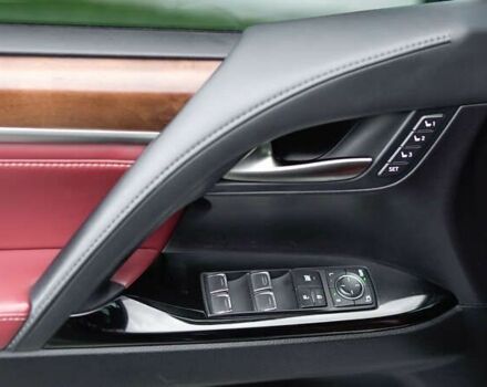 Лексус ЛХ, об'ємом двигуна 4.5 л та пробігом 139 тис. км за 64224 $, фото 13 на Automoto.ua