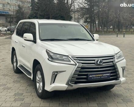 Лексус ЛХ, объемом двигателя 4.5 л и пробегом 143 тыс. км за 61700 $, фото 6 на Automoto.ua