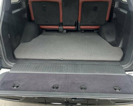 Лексус ЛХ, об'ємом двигуна 4.5 л та пробігом 119 тис. км за 63000 $, фото 9 на Automoto.ua