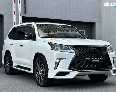 Лексус ЛХ, объемом двигателя 5.7 л и пробегом 118 тыс. км за 80000 $, фото 10 на Automoto.ua