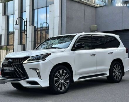 Лексус ЛХ, объемом двигателя 5.7 л и пробегом 118 тыс. км за 83000 $, фото 12 на Automoto.ua