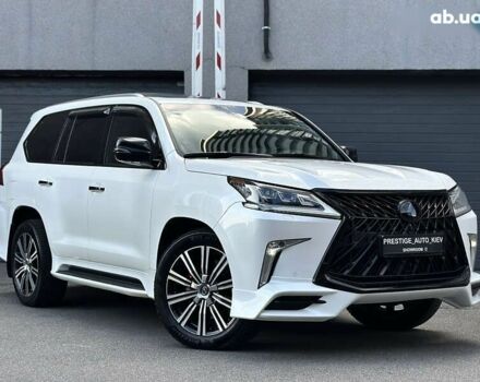 Лексус ЛХ, объемом двигателя 5.7 л и пробегом 118 тыс. км за 83000 $, фото 2 на Automoto.ua