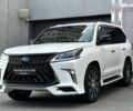 Лексус ЛХ, объемом двигателя 5.7 л и пробегом 118 тыс. км за 80000 $, фото 9 на Automoto.ua