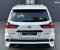 Лексус ЛХ, объемом двигателя 5.7 л и пробегом 118 тыс. км за 83000 $, фото 14 на Automoto.ua