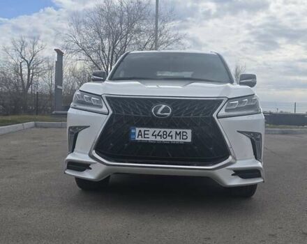 Лексус ЛХ, об'ємом двигуна 5.7 л та пробігом 190 тис. км за 61000 $, фото 1 на Automoto.ua