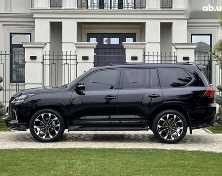 Лексус ЛХ, объемом двигателя 5.7 л и пробегом 27 тыс. км за 95000 $, фото 5 на Automoto.ua