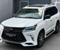 Лексус ЛХ, объемом двигателя 5.7 л и пробегом 118 тыс. км за 80000 $, фото 7 на Automoto.ua