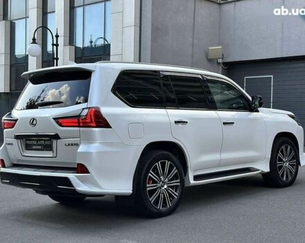 Лексус ЛХ, объемом двигателя 5.7 л и пробегом 118 тыс. км за 80000 $, фото 23 на Automoto.ua