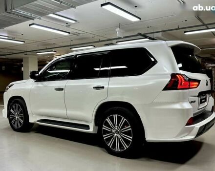 Лексус ЛХ, объемом двигателя 5.7 л и пробегом 118 тыс. км за 83000 $, фото 23 на Automoto.ua