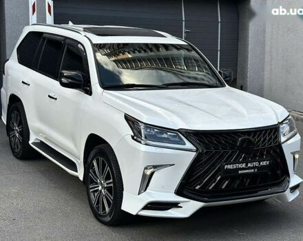 Лексус ЛХ, объемом двигателя 5.7 л и пробегом 118 тыс. км за 80000 $, фото 8 на Automoto.ua