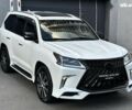 Лексус ЛХ, объемом двигателя 5.7 л и пробегом 118 тыс. км за 80000 $, фото 8 на Automoto.ua