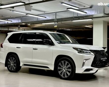 Лексус ЛХ, объемом двигателя 5.7 л и пробегом 118 тыс. км за 83000 $, фото 13 на Automoto.ua